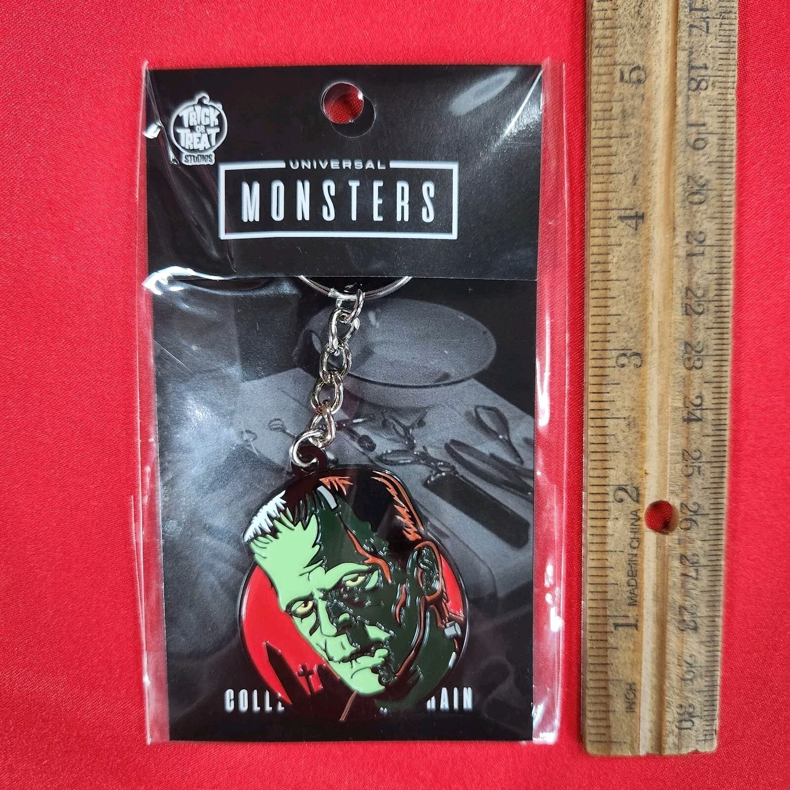Frankenstein  -  Metal Enamel Keychain - Trick or Treat Studios