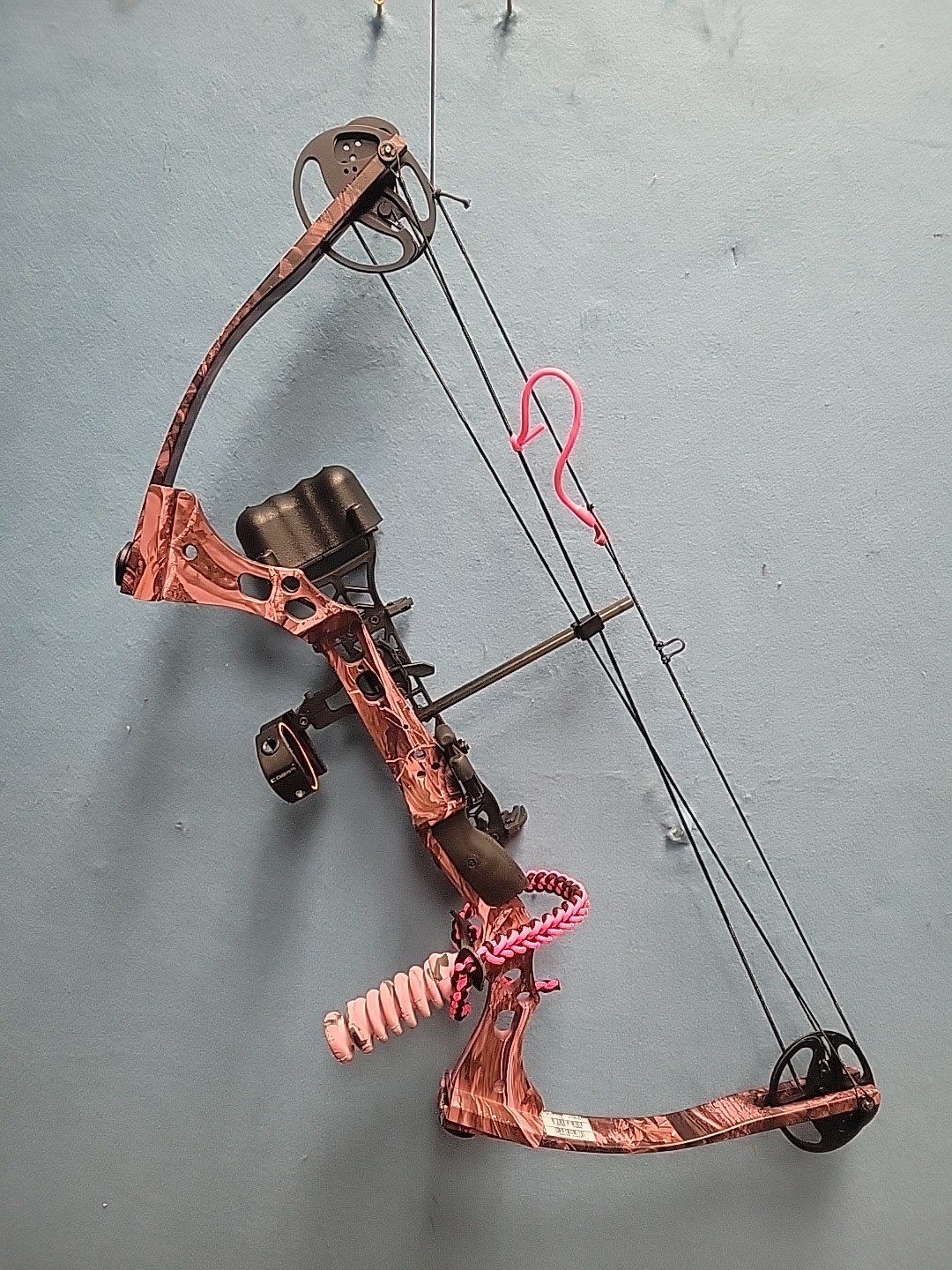 Parker Side Kick XP Compound With Accessories 50 Lbs RH