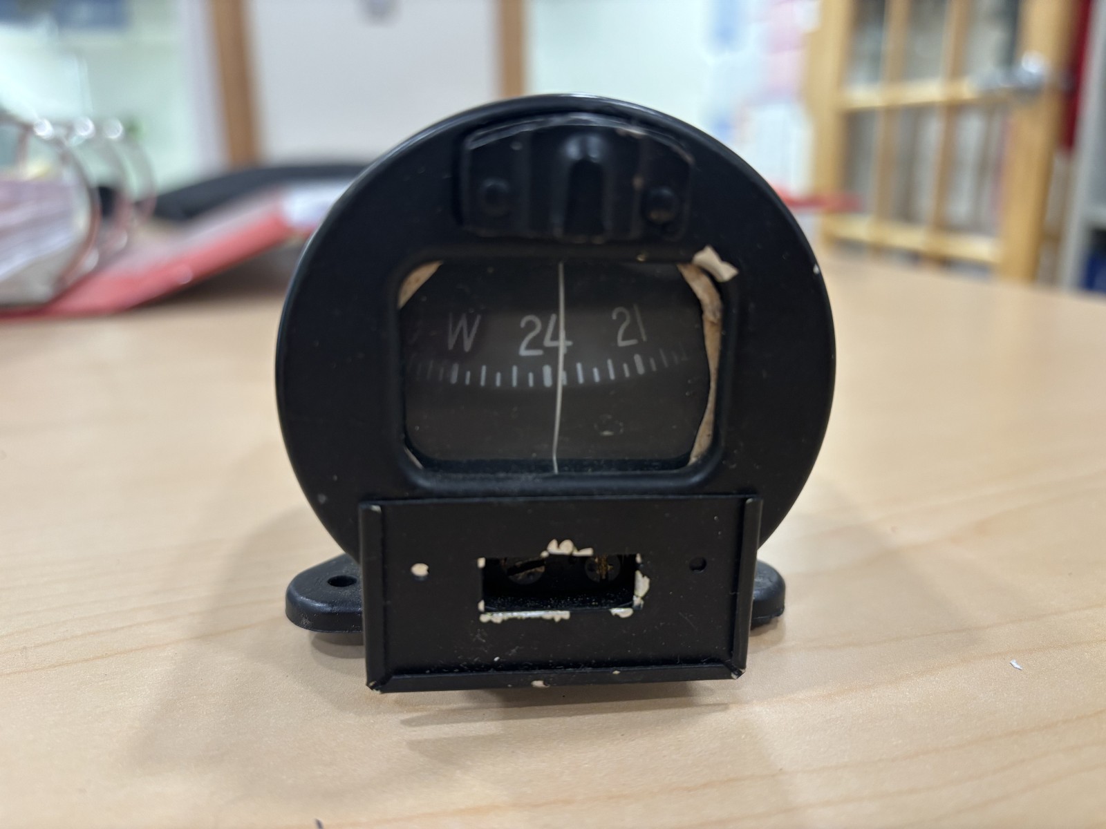 Airpath Instrument Co. Magnetic Compass Indicator P/N: C2400-L4P