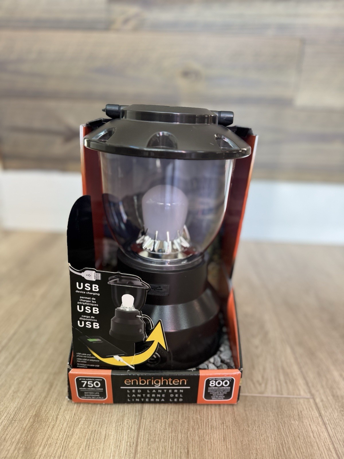 NEW Enlighten USB 800 lumen led lantern 750 Hours