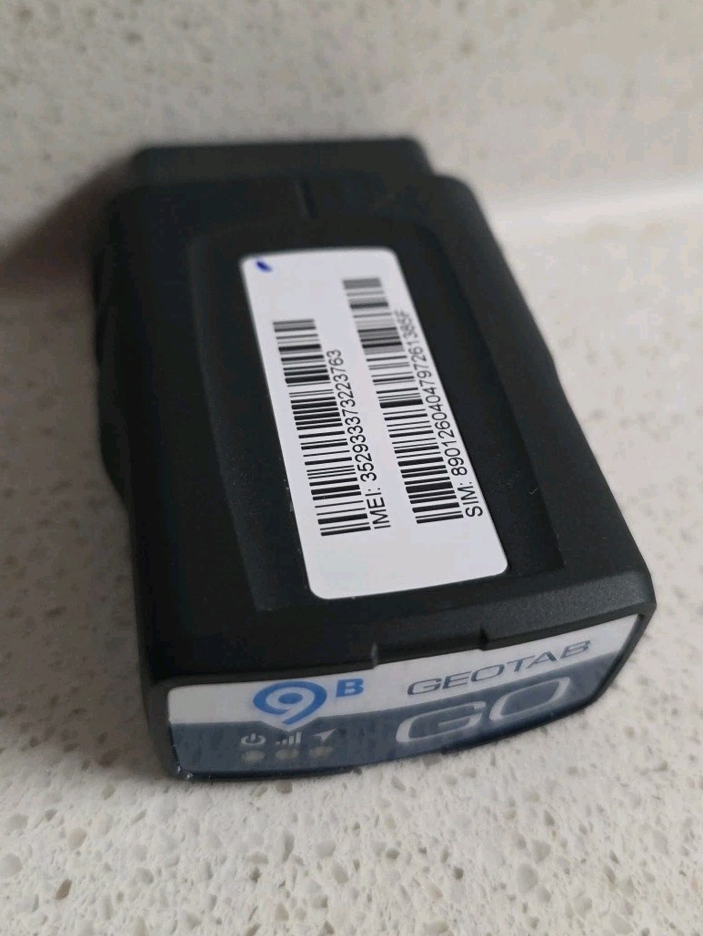 GeoTab Go 9 T-Mobile GPS Vehicle Tracking Device (GO9-LTETMOBLU)