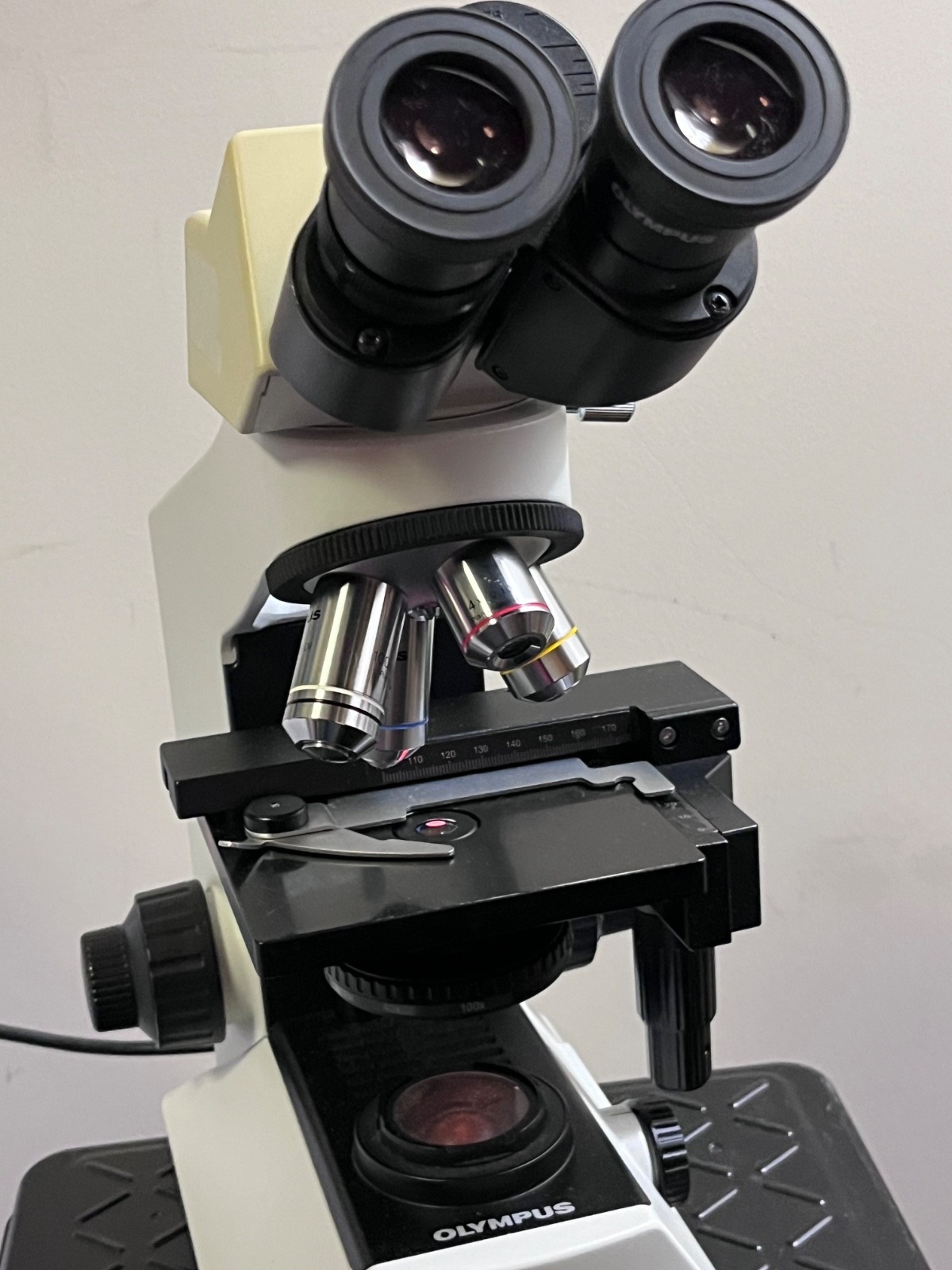OLYMPUS CX21FS1 BINOCULAR MICROSCOPE PLAN 4 10 40 100 OBJECTIVES Olympus CX21
