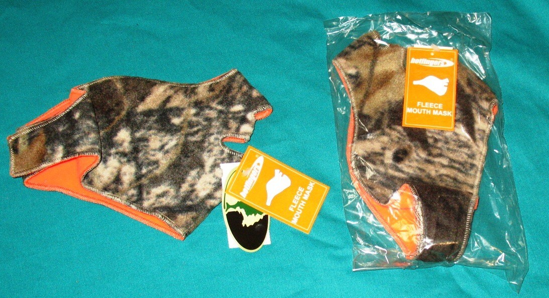Hotfinges  Men’s Camo Reversible face mask  – Mossy Oak / Blaze