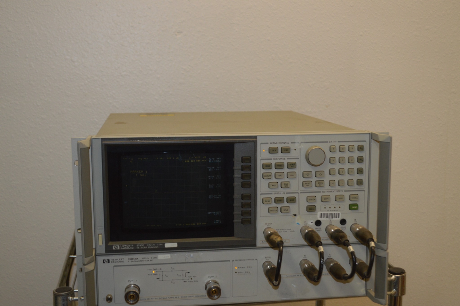 HP Agilent 8753C Network Analyzer & 85046A S-Parameter Test Set 300kHz (AVV35)