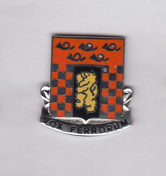 US Army 143rd Signal Battalion crest DUI badge G-23