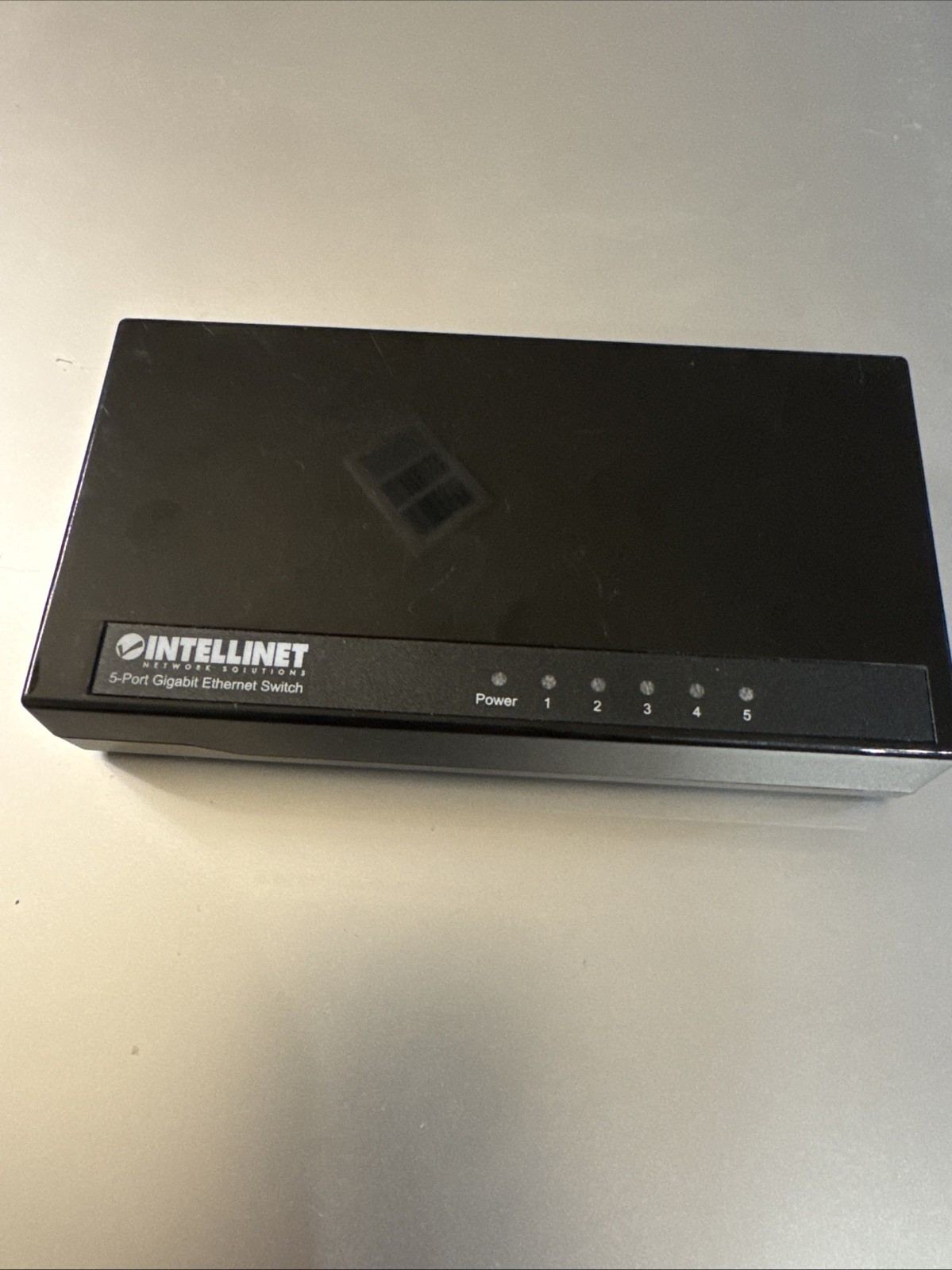 Intellinet 5 Port Gigabit Ethernet Switch
