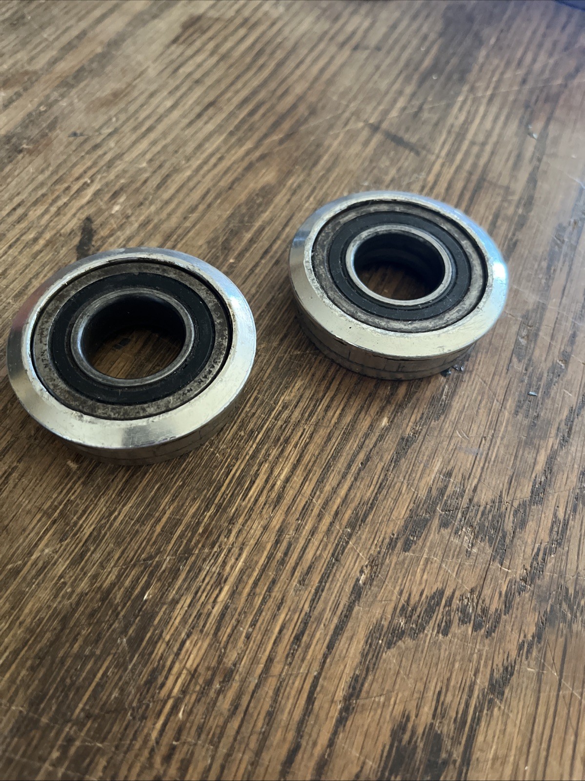 Og 80s OLD SCHOOL BMX AMERICAN BOTTOM BRACKET Cups W/bearings