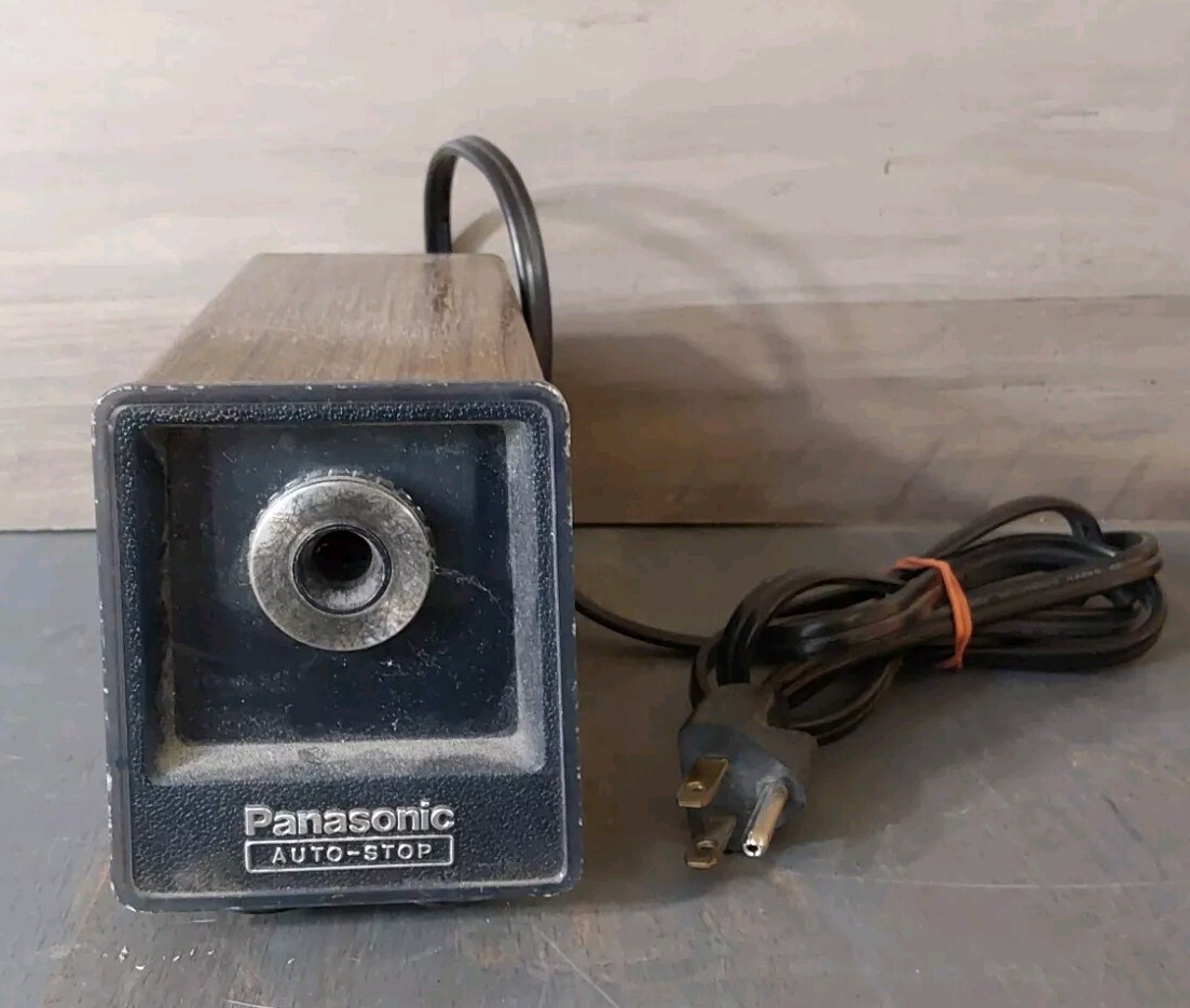 Vintage Panasonic KP-77 Electric Pencil Sharpener Auto Stop Made in Japan Tested