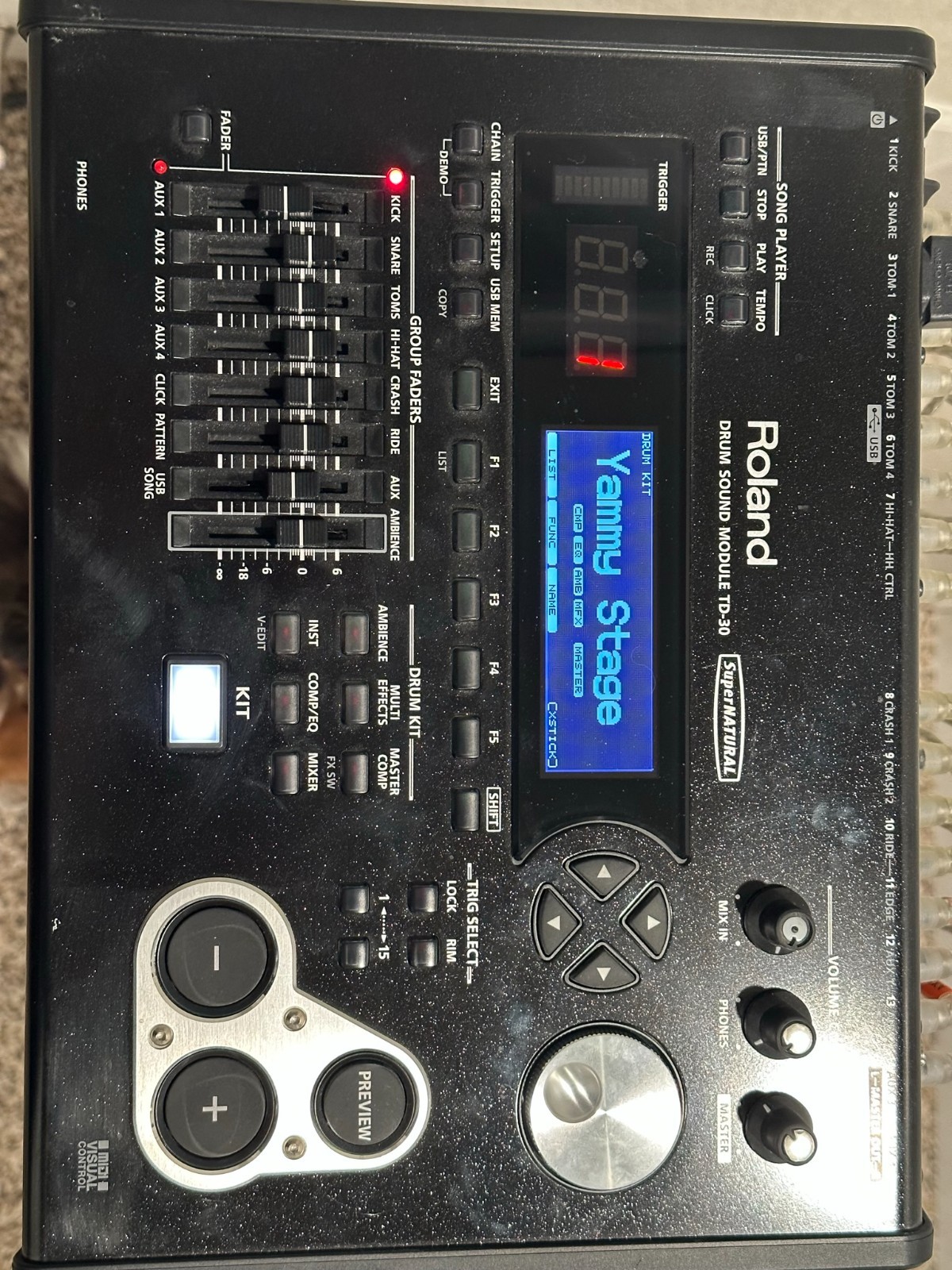 *** HUGE ROLAND TD 30 KV DRUM SET + ROAD CASES