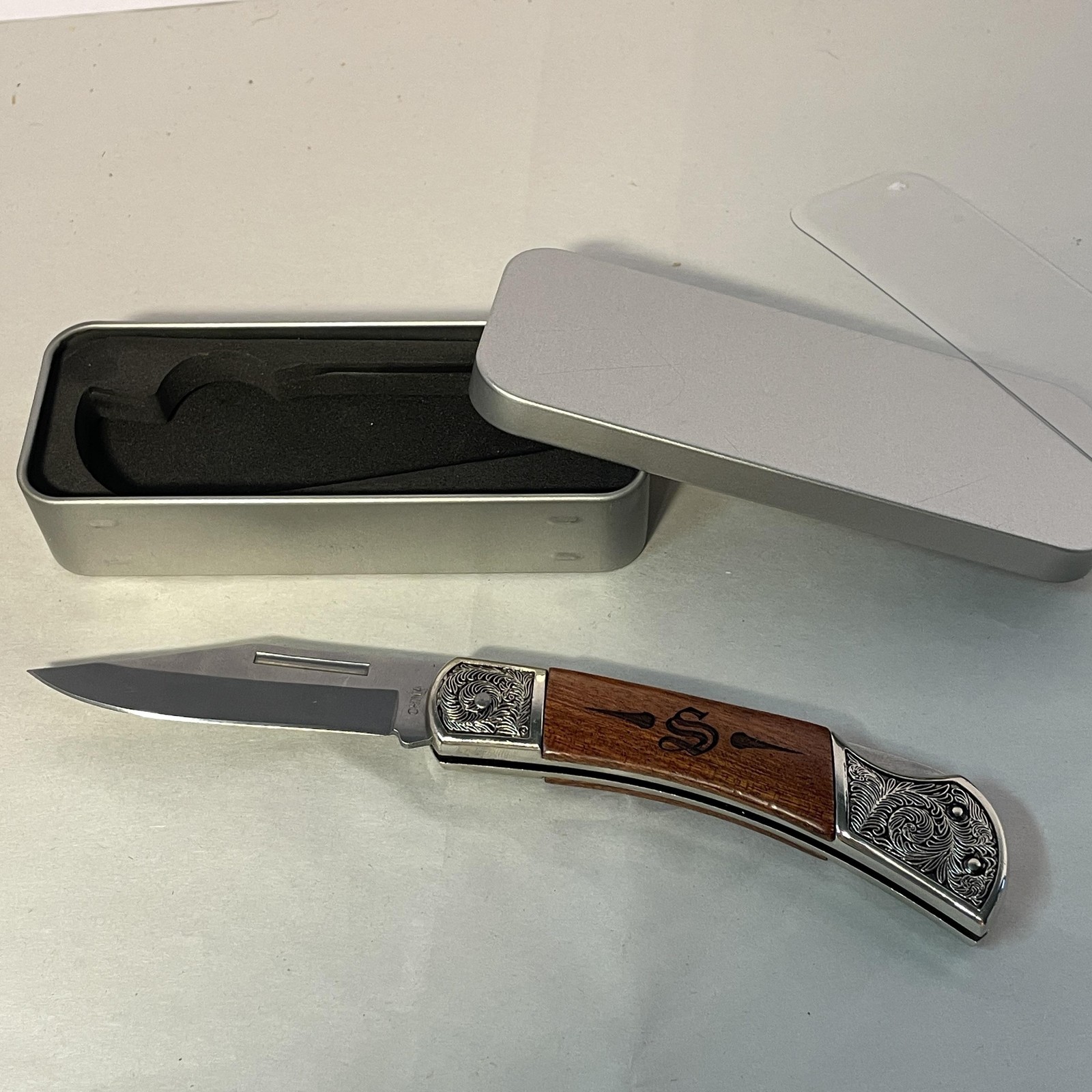 LaserGifts Folding Pocket Knife Wood Handle Engraved Bolsters Gift Tin Letter S