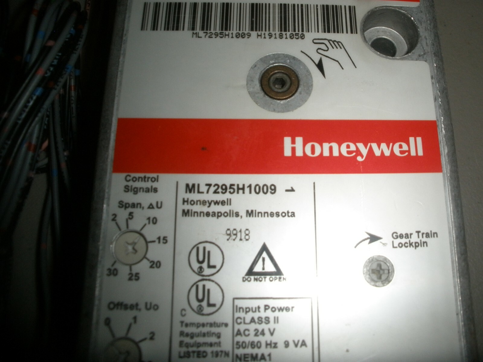 HONEYWELL ML7295H1009 SPRING RETURN DIRECT COUPLED ACTUATOR "MISSING PARTS"