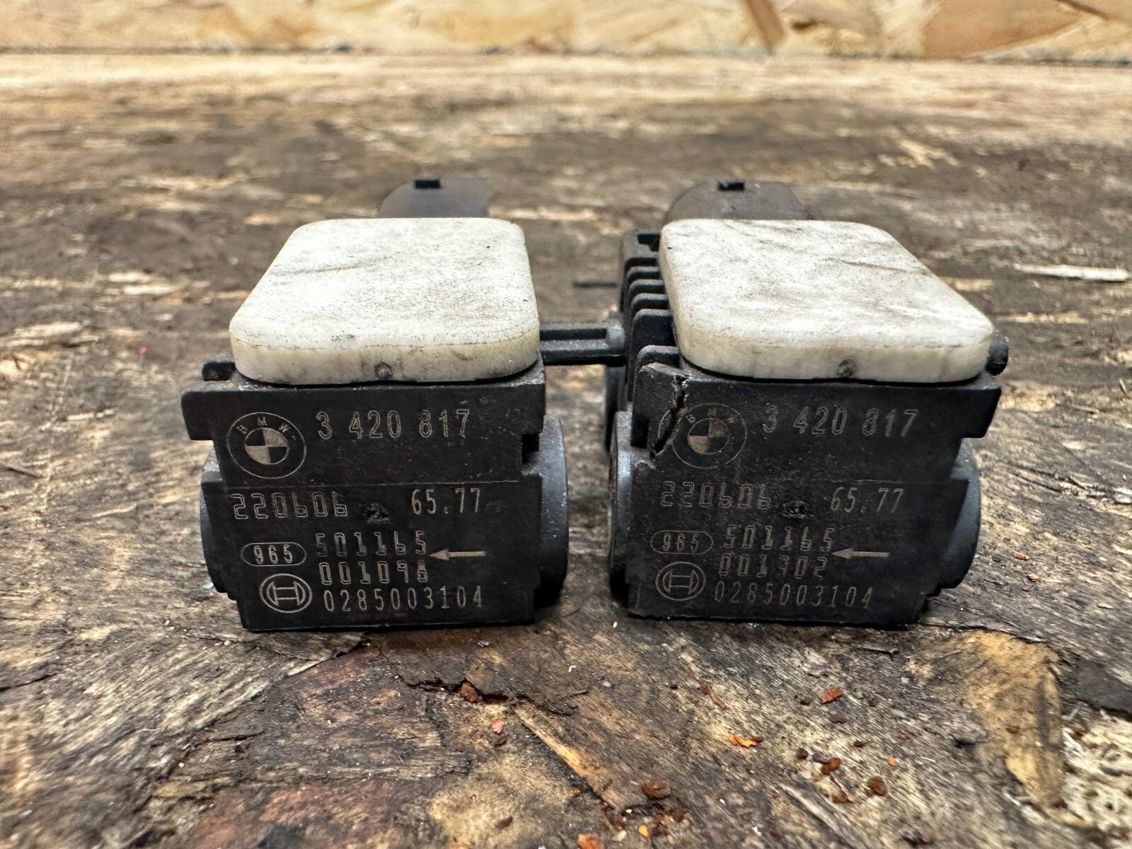 BMW 2003-2010 E83 X3 FRONT IMPACT SENSOR 2PC SET OEM 3420817