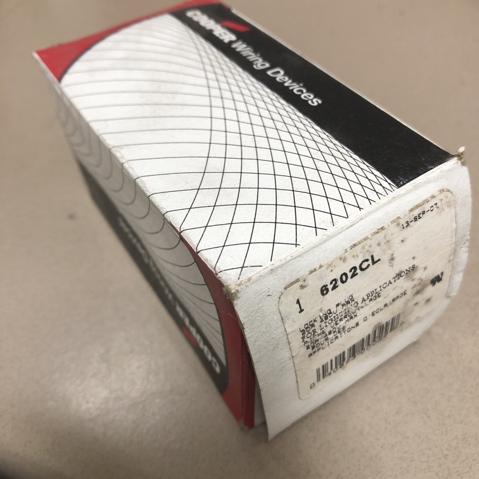 COOPER 6202CL LOCKING PLUG Qty 1