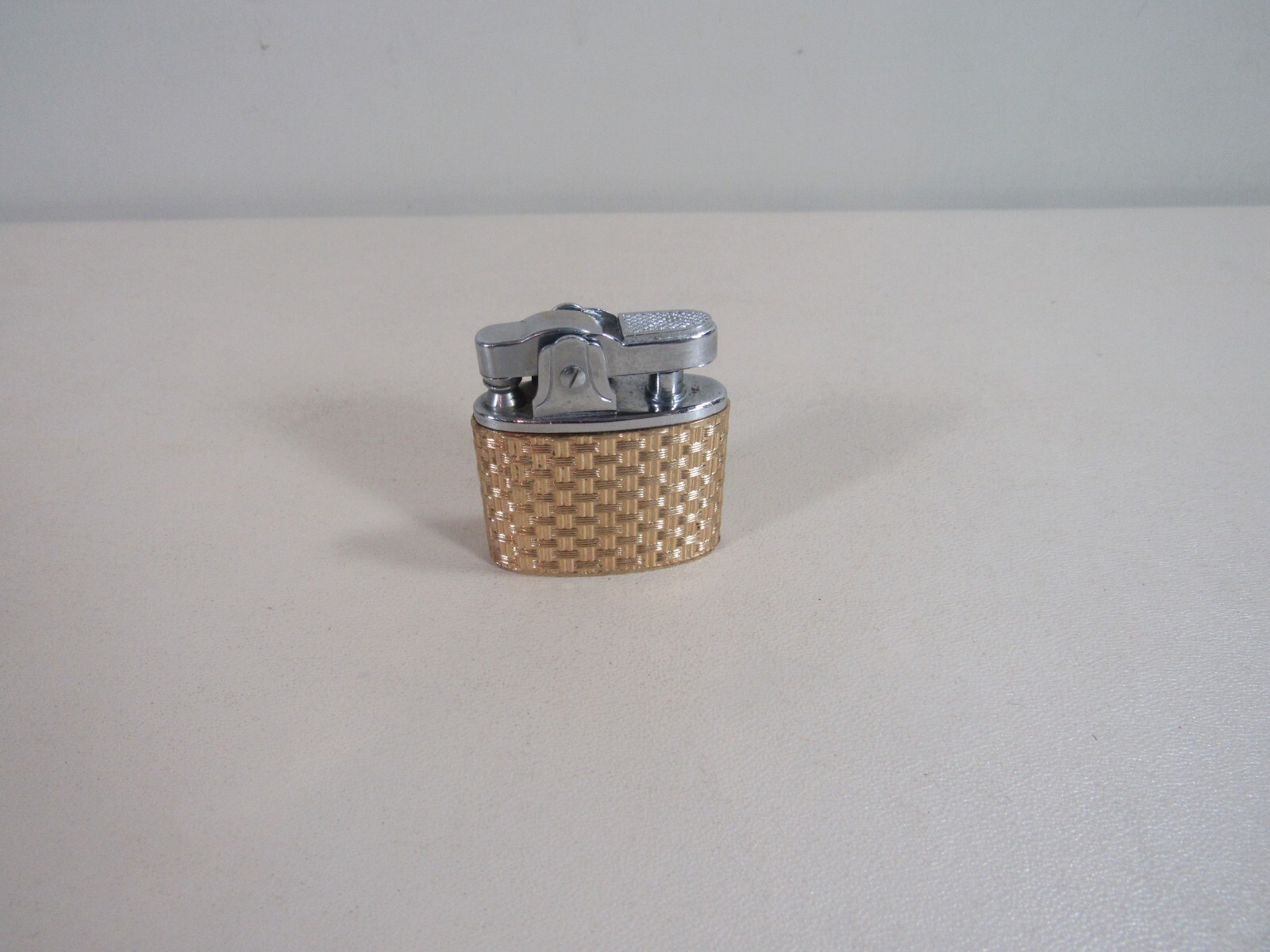 Napier Goldtone Lighter