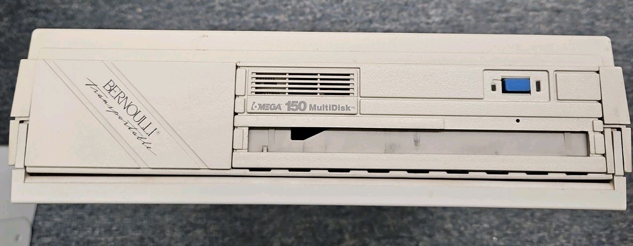 Vtg Bernoulli Transportable Iomega 150 MultiDisk B1150T