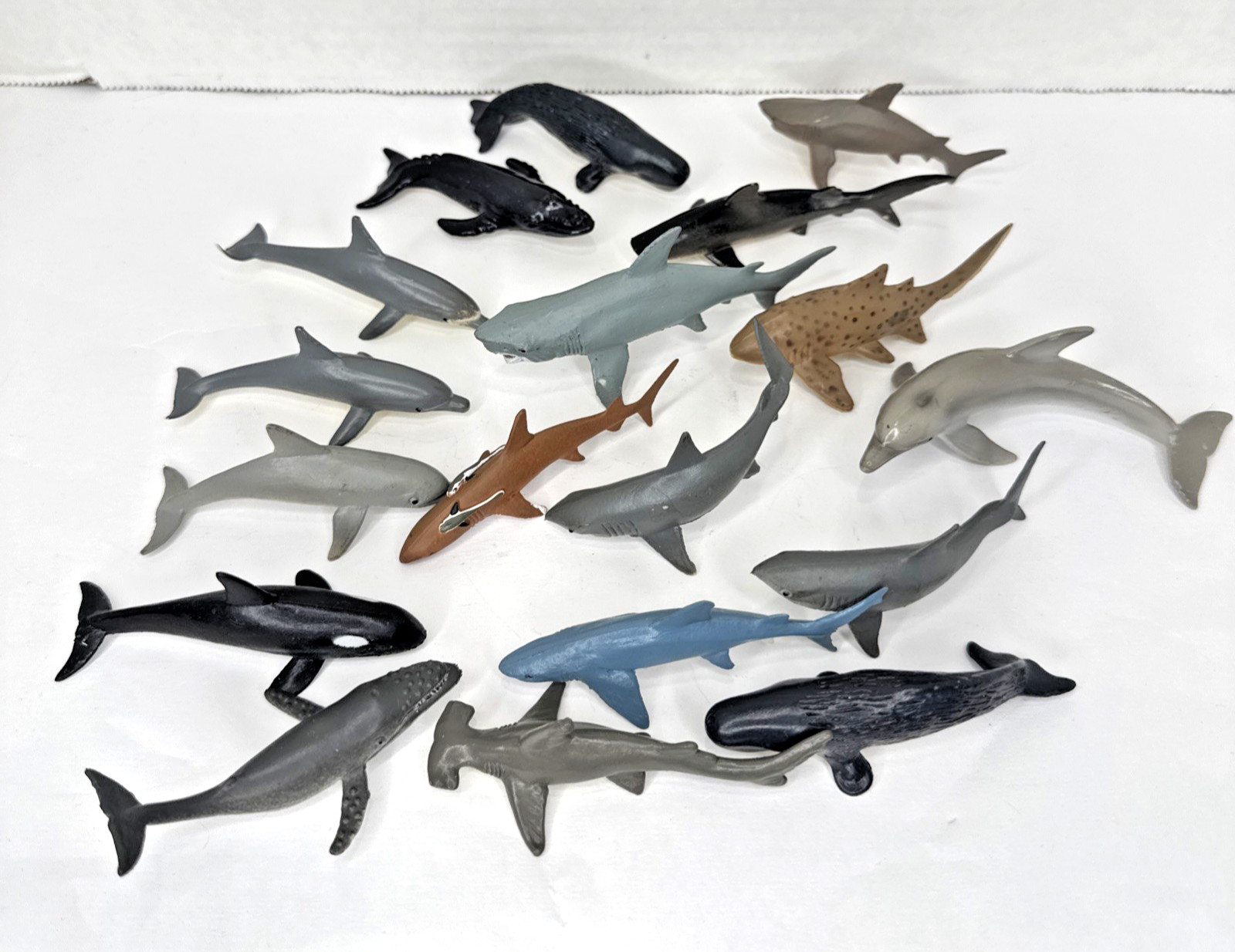 Vintage Safari Ltd Lot Of 18 Marine Life Figurines Sharks Whales Dolphins