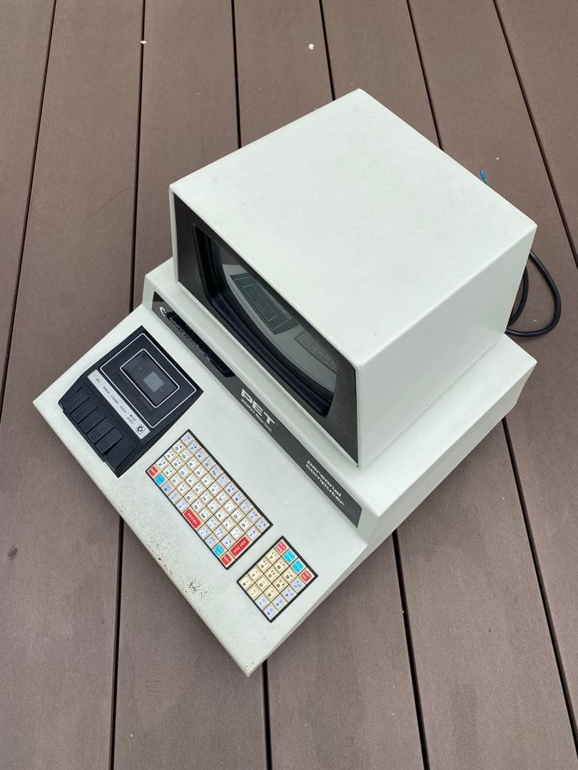 Commodore PET 2001-8 Vintage Computer Powers On Only 100V