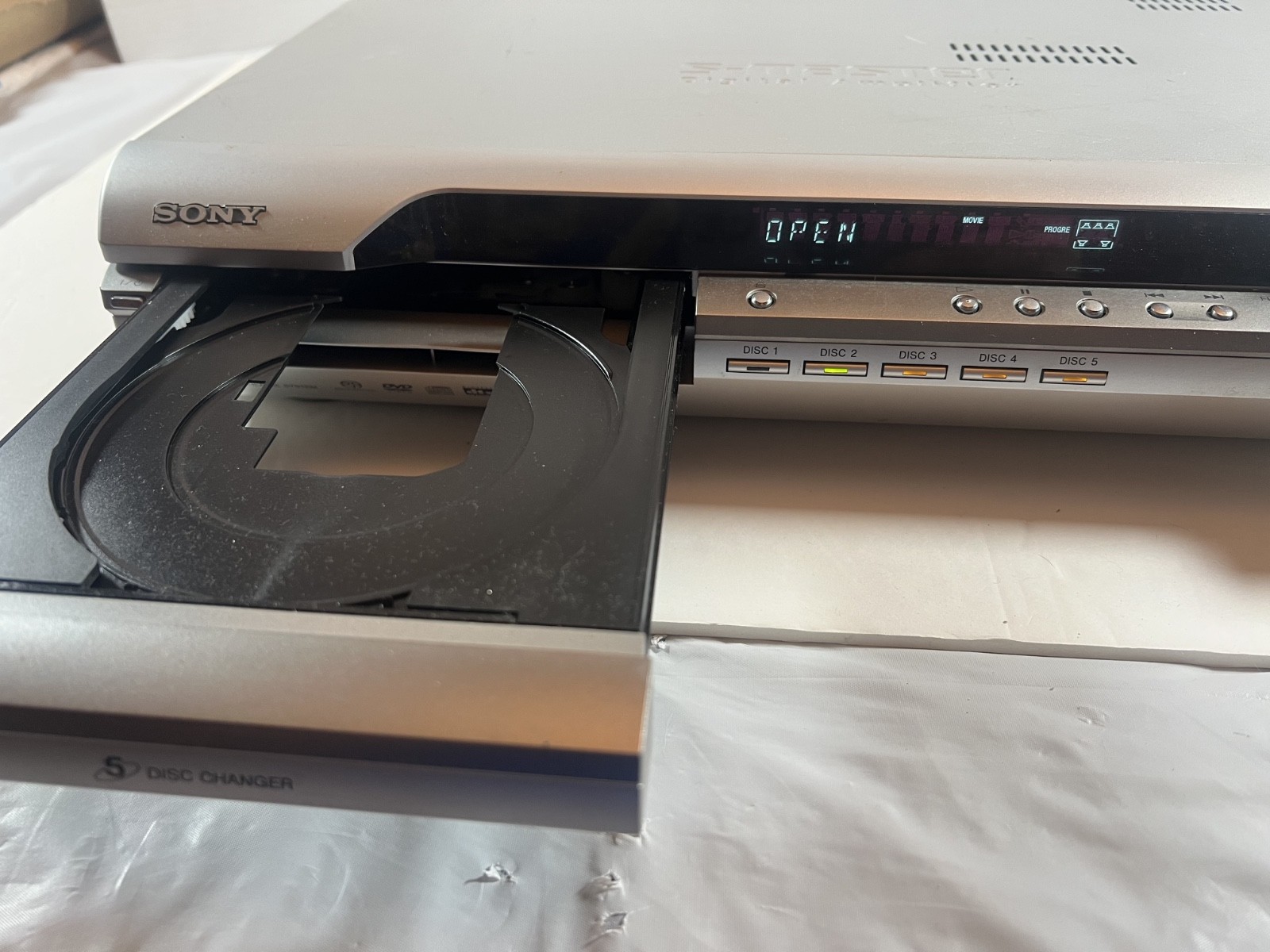 Sony HCD-DX375 Super Audio CD.DVD Receiver