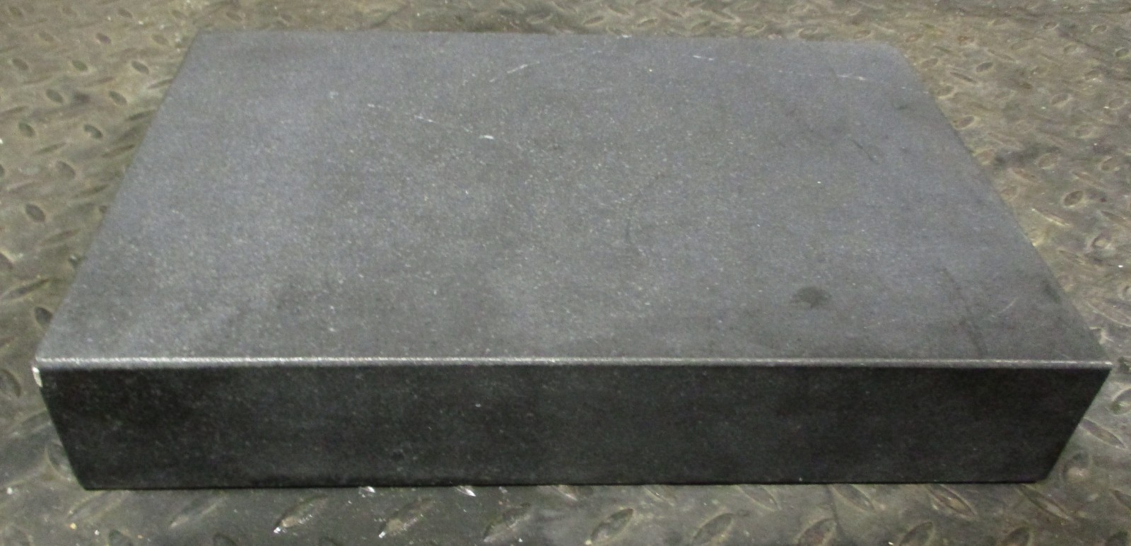 Unbranded Black Granite Suface Plate 18" Long x 12" Wide x 3" Height