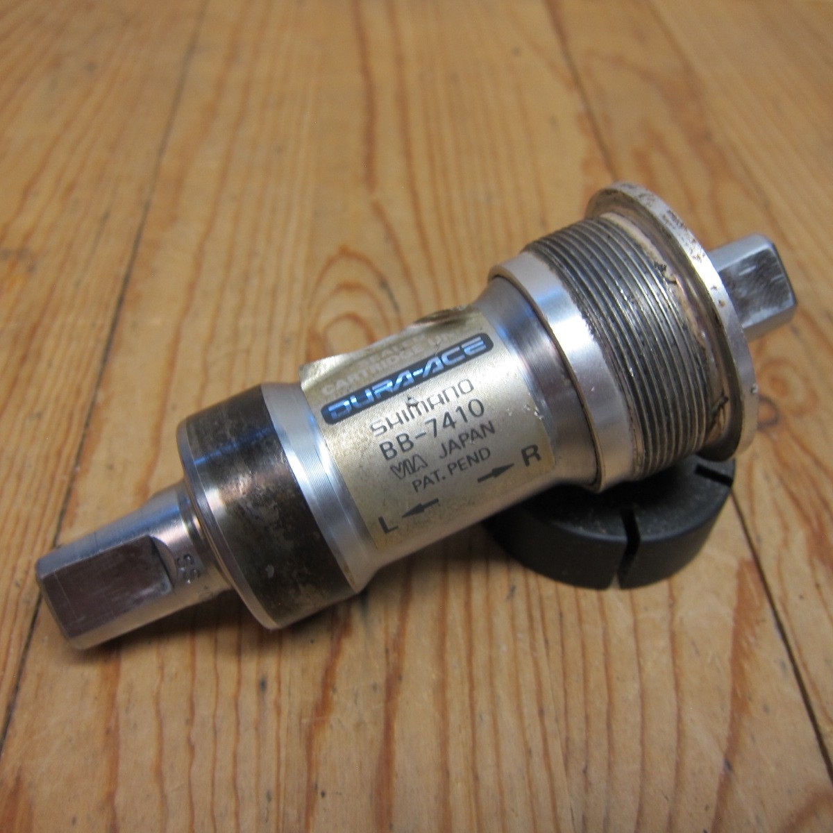 Shimano Dura-Ace BB-7410 68mmx103mm Bottom Bracket JIS Square Taper BSA