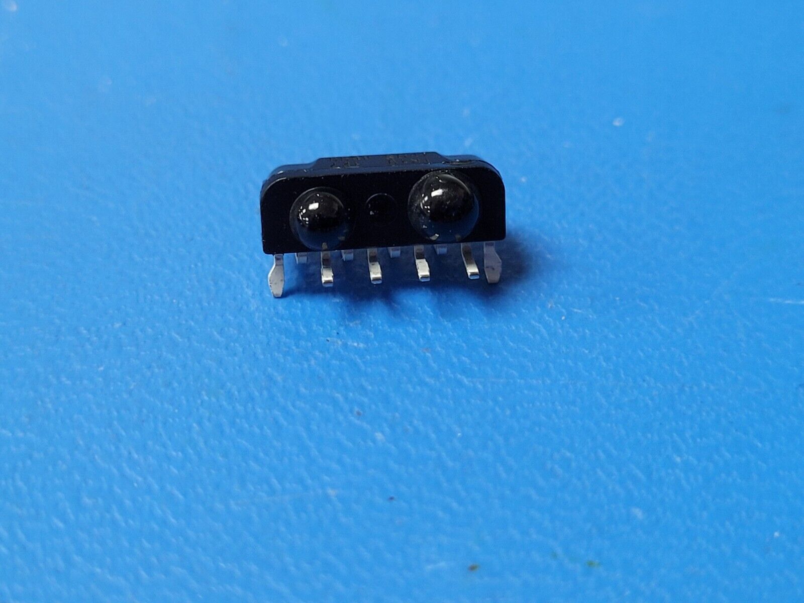 (5 PCS) TFDS4500-TR3 IRDA TX/RX 0.1152Mbps 3.3V/5V 8-Pin Ultra Small Profile