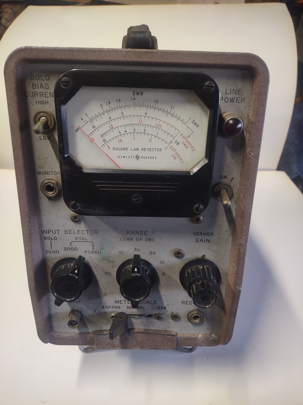 Vintage Hewlett Packard 415B  Vacuum Tube Voltmeter HP  UNTESTED -Powers Up-