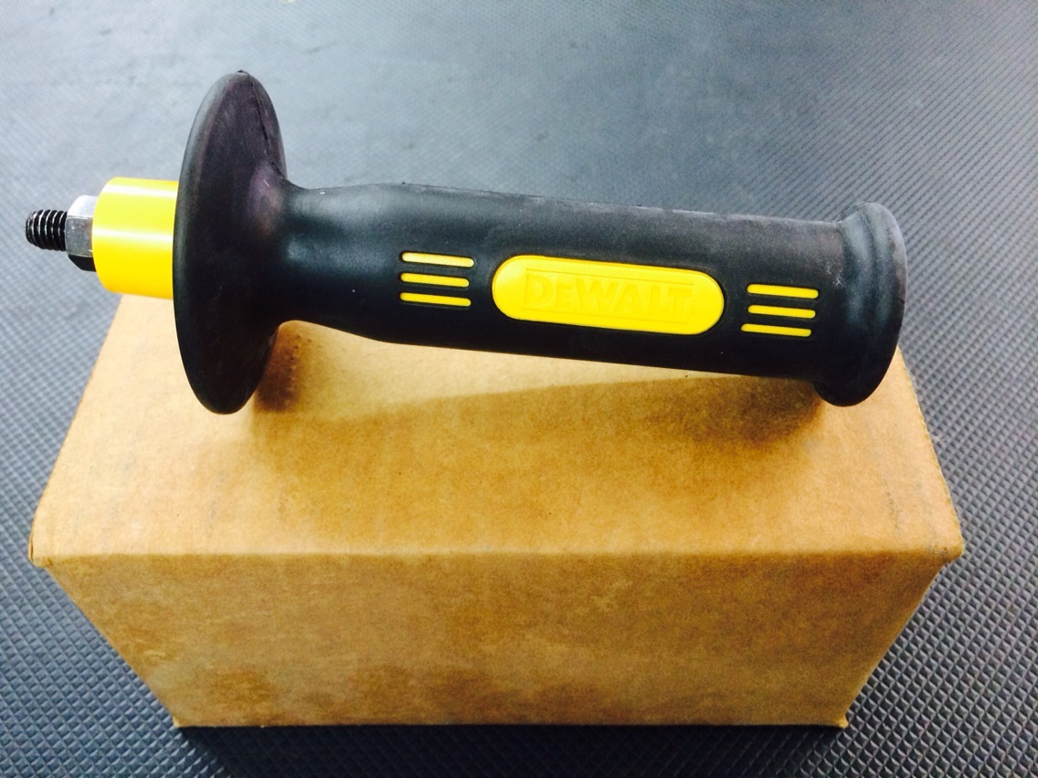 Dewalt / Black & Decker  Angle Grinder D28400 series Side Handle * 614796-00 *