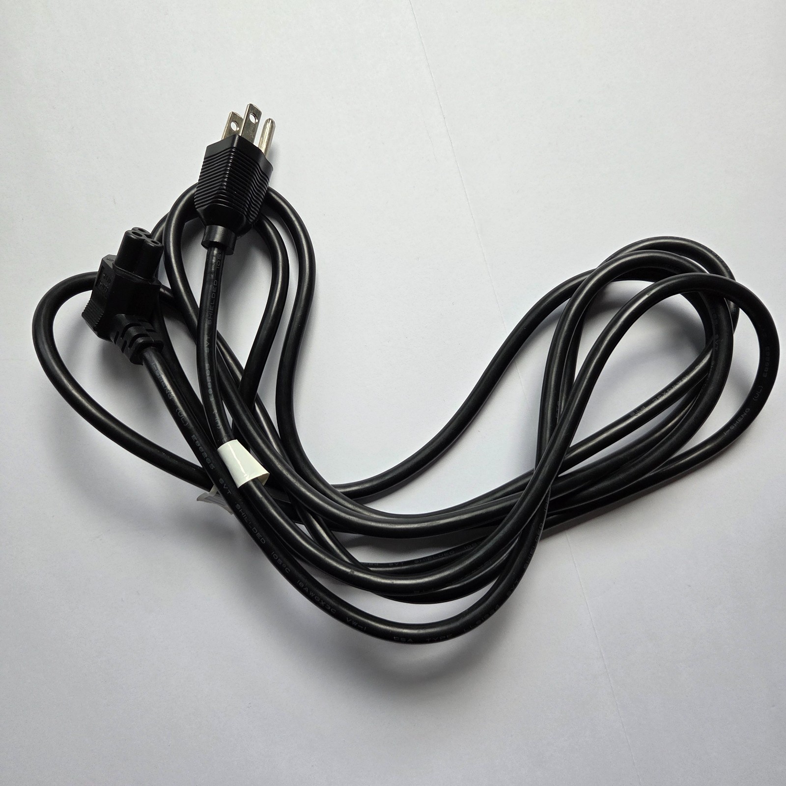 Dell 2100MP DLP Front Projector with Case Remote Cables