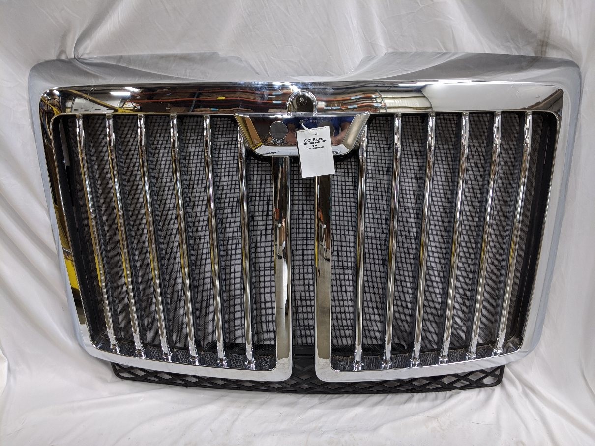 Used Western Star 57X Chrome Winter Front Hood Mounted Grille -P/N A17-21726-001