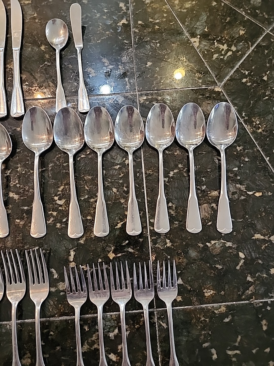 FB ROGERS Oneida Korea Quincy Pattern FLATWARE Set of 29pc.