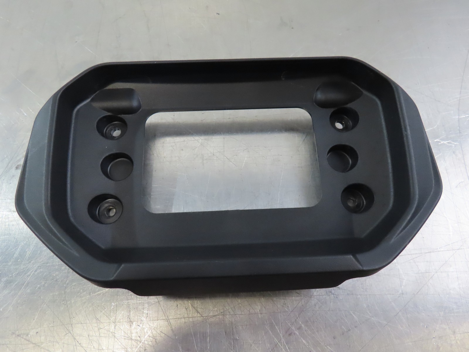 EB1438 2023 23 BMW C 400 GT INSTRUMENT PANEL TRIM BEZEL SURROUND