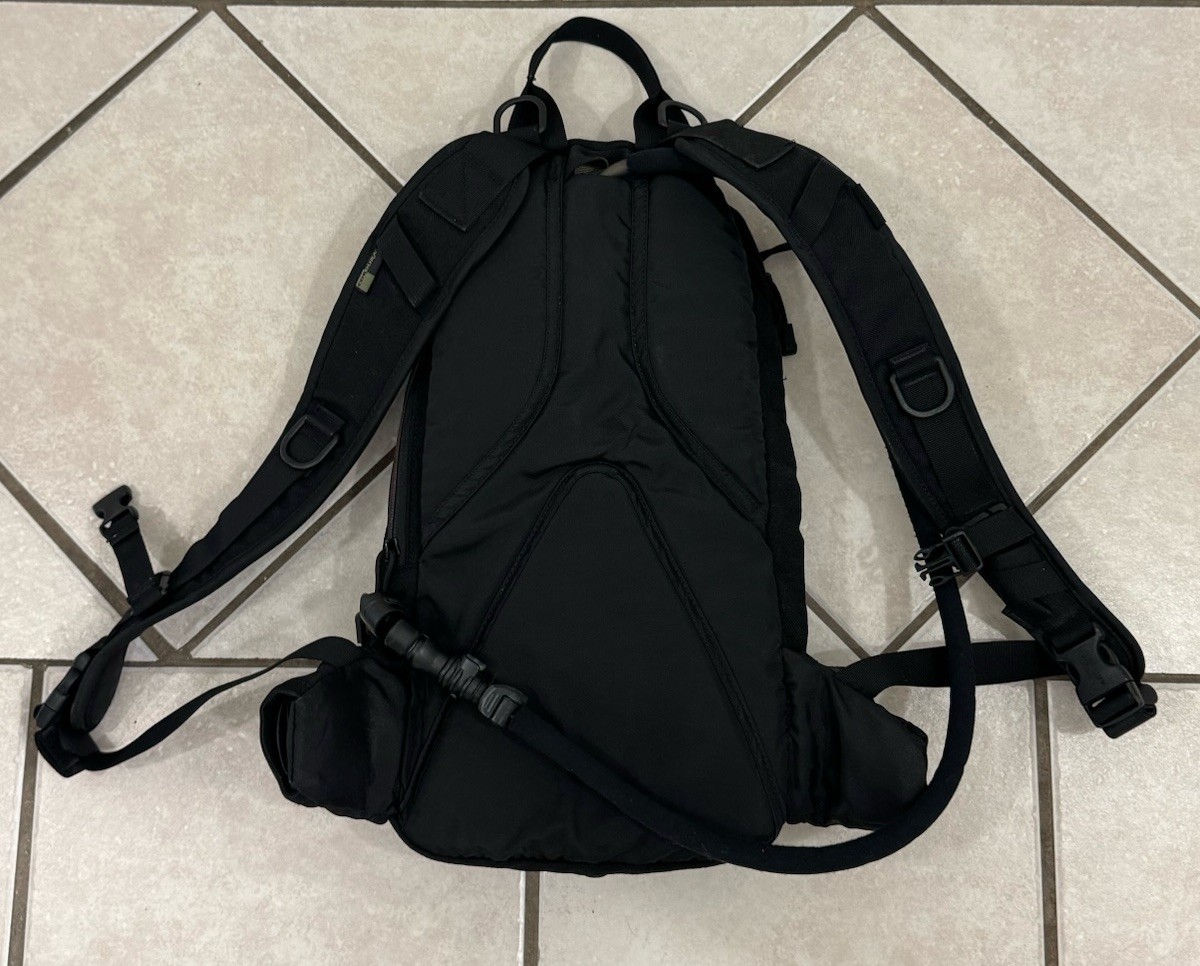 Camelbak M.U.L.E. Maximum Gear Hydration Backpack Military MOLLE Mil-Spec MULE