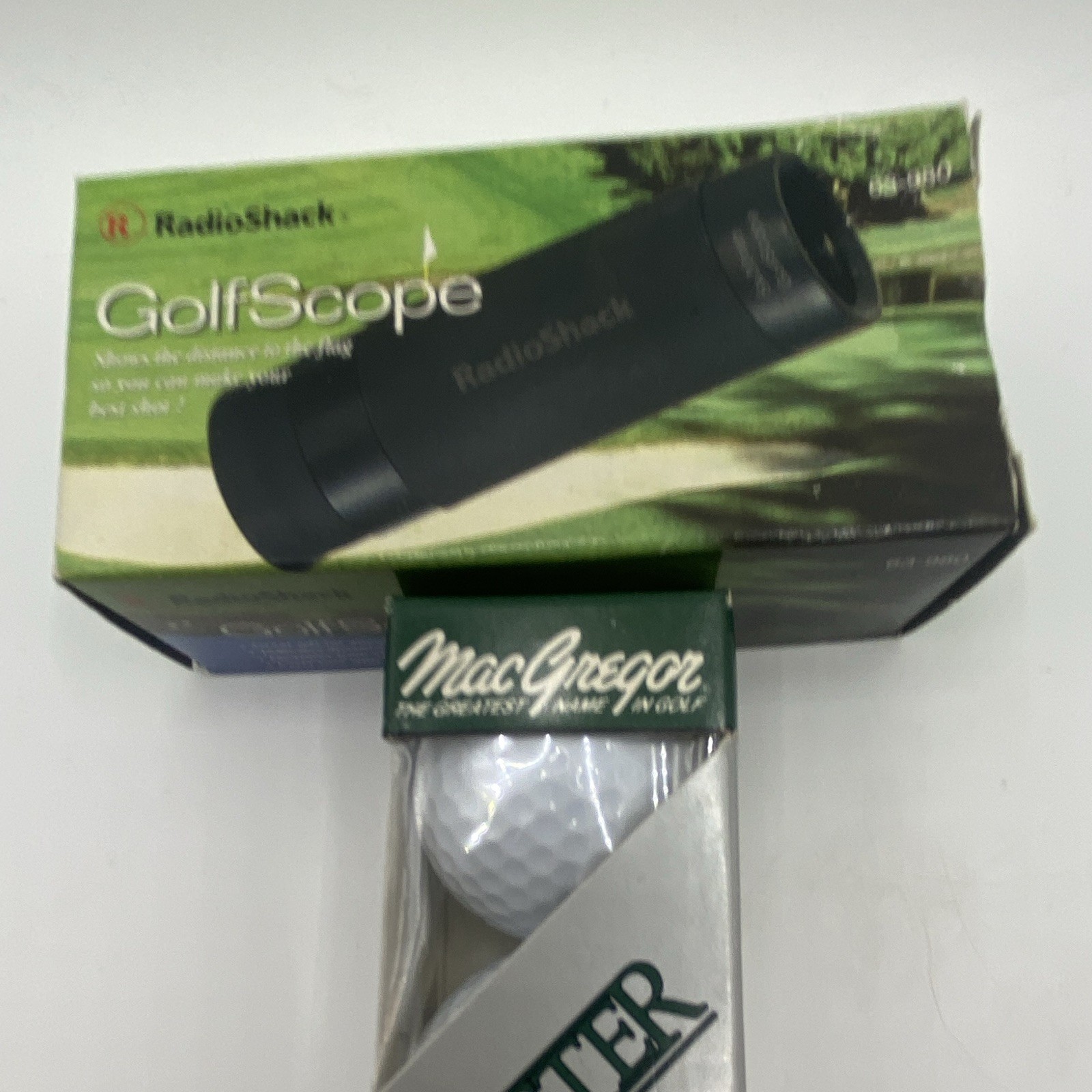 RadioShack 63-980 GolfScope Golf Rangefinder w/ Carrying Case