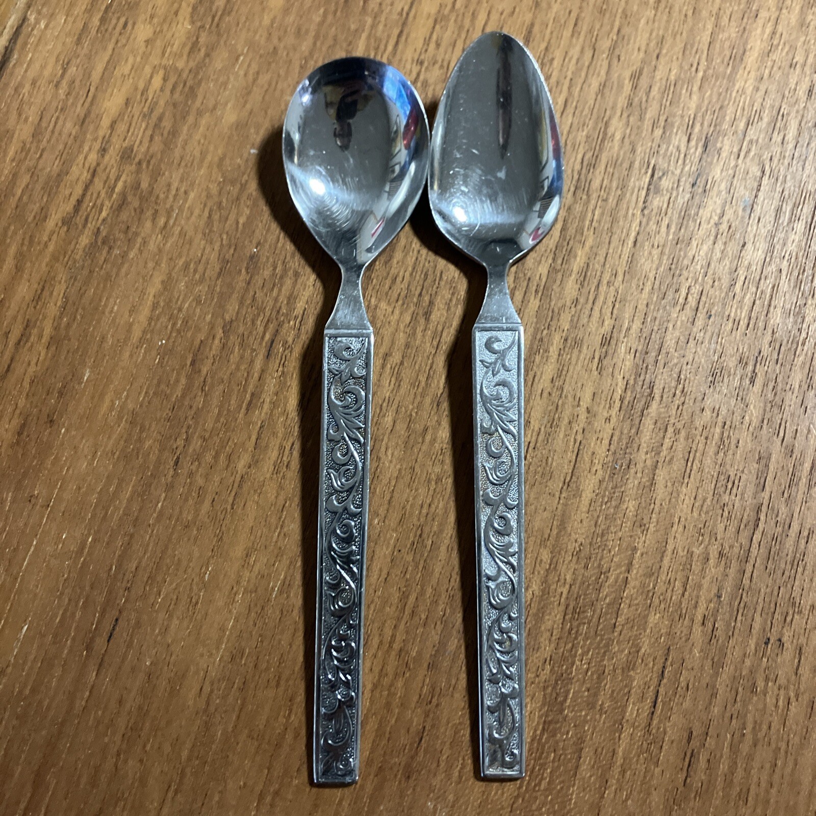 1 Sugar Shell Spoon Monterey Riviera Stainless Scrolls 6 1/4" & Teaspoon Lot
