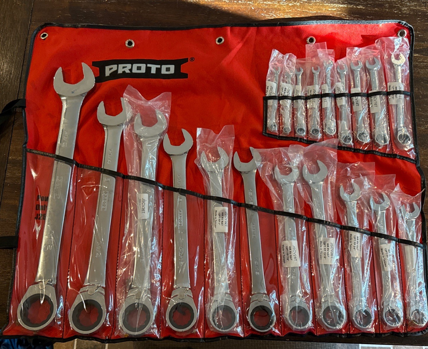 PROTO Combination 20 Piece Wrench Set, 15 deg Offset JSCV28T 1-1/2-7/32 Ratchet