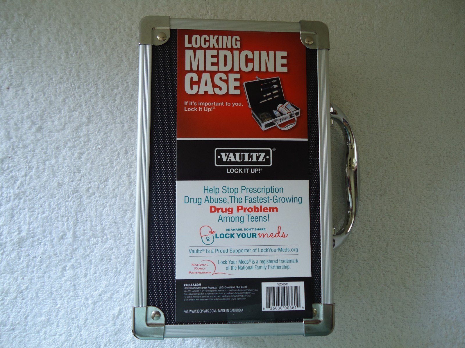 " NWT " Vaultz Locking Medicine Case " Great Multi Use Storage Case "