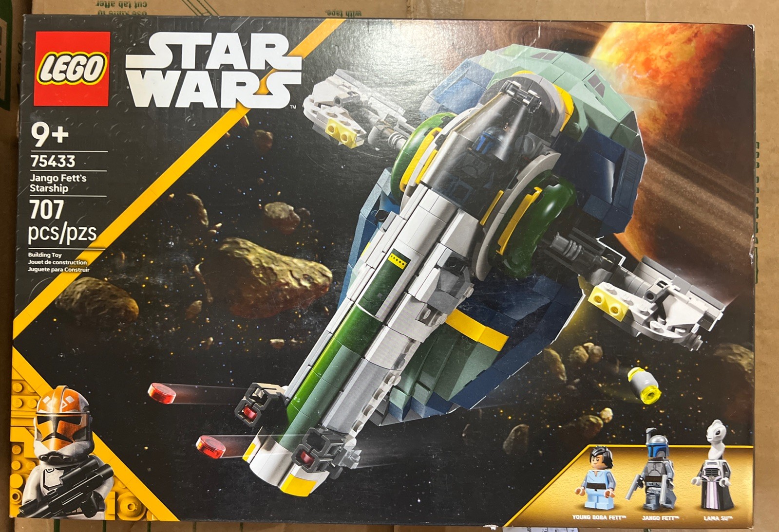 LEGO Star Wars : Jango Fett's Starship Building Set #75433 (707 pcs)