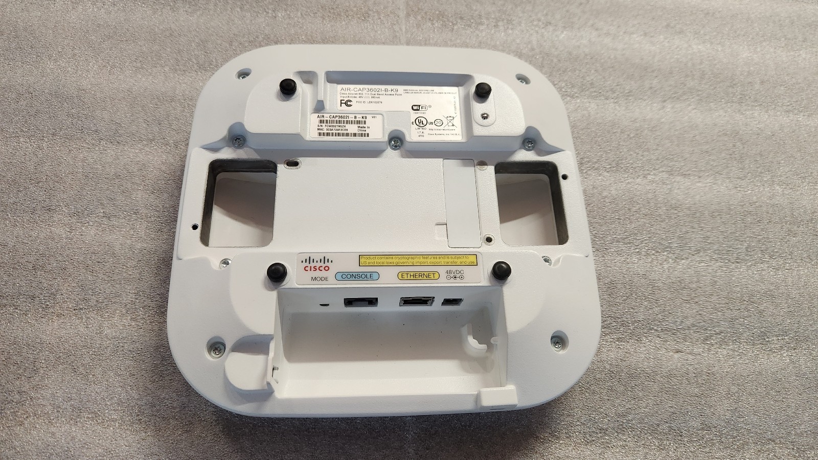 CISCO AIR-CAP3602I-B-K9 SINGLE 802.11n CAP w/CleanAir; 4x4:3SS; Mod; Int AnT
