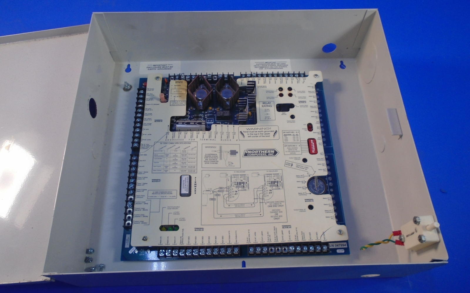 NORTHERN COMPUTERS DOOR ACCESS CONTROL SYSTEM PANEL ENCLOSURE STD-N2-U19-6AD8 NO