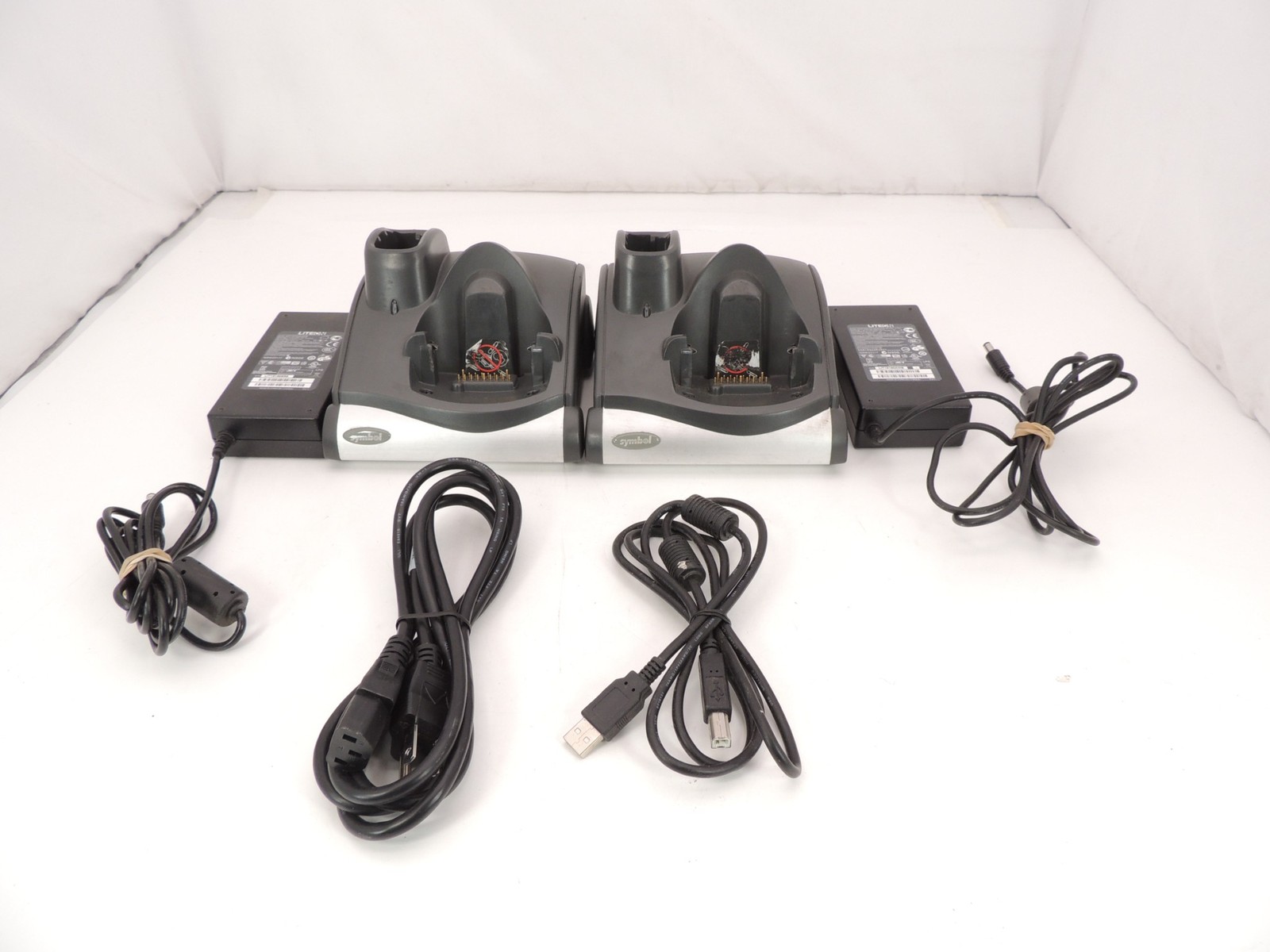 Lot of 2 Motorola Symbol CRD9000-1001SR MC9090 MC9190 MC9200 Charging USB Dock