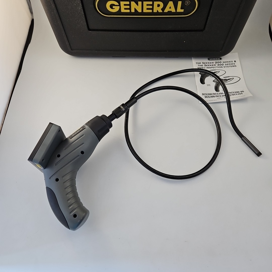 General - Camera Borescope 3.5 In. Screen & 9mm Probe DCS300-09