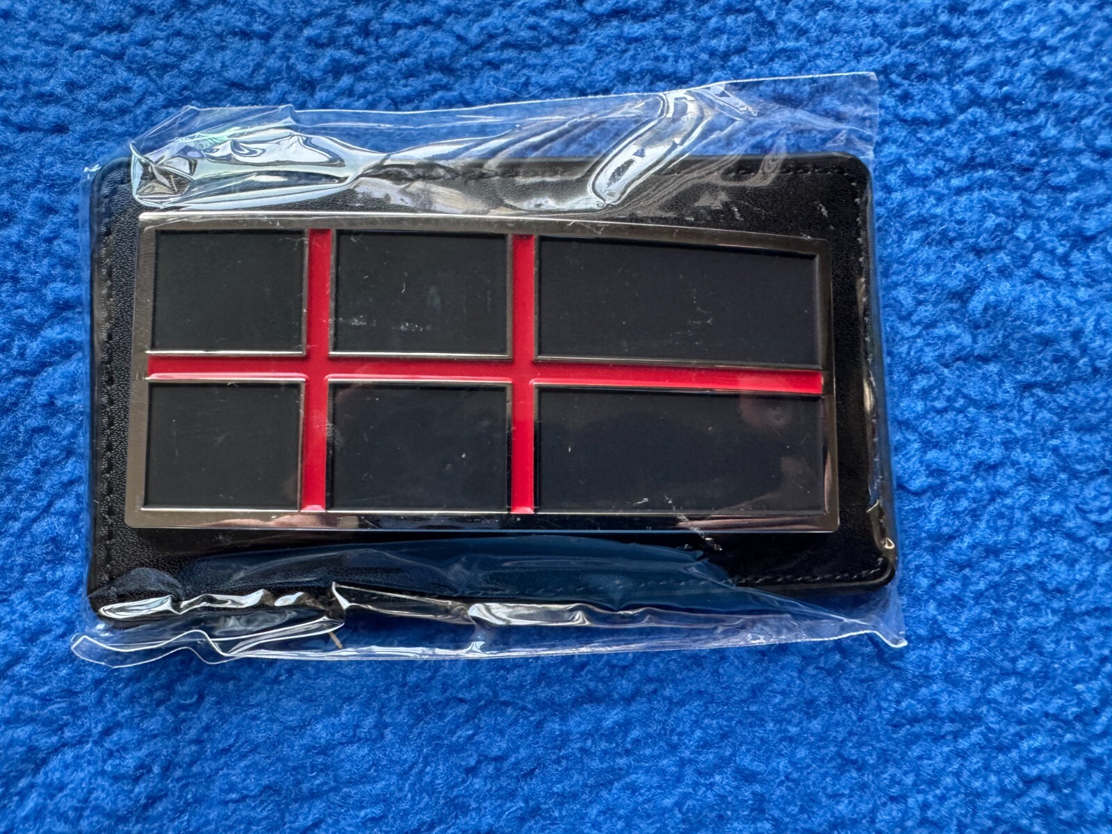V For Vendetta Fingerman Badge Movie Prop Replica Bam Box Exclusive New sealed
