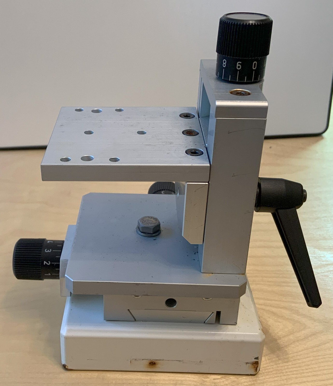 Heavy duty translation stage, Three Dimensions