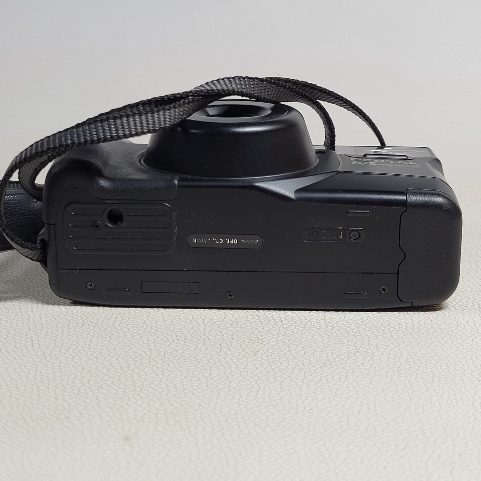 Pentax 900 35mm Autofocus With Strap...UNTESTED
