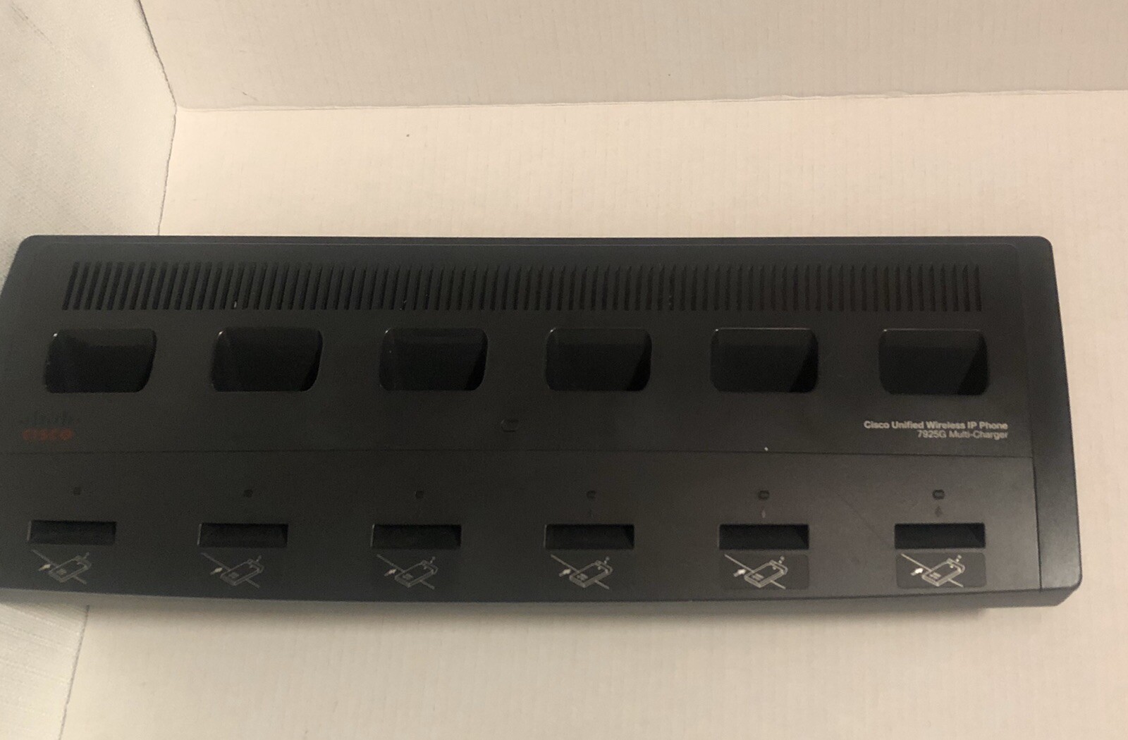 Cisco Wireless IP Phone 7925G 6-Bay Multi-Charger 74-5475-01 No Cords