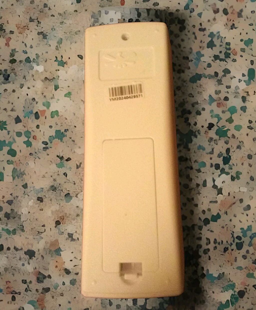 JF-018-X Low Medium High 8 Hour Ceiling Fan Light White Remote Control no Holder