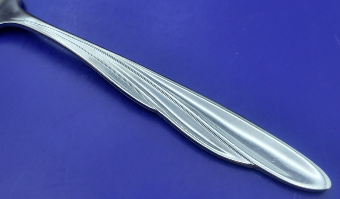 Oneida Community SHORELINE Stainless Betty Crocker Silverware Flatware CHOICE