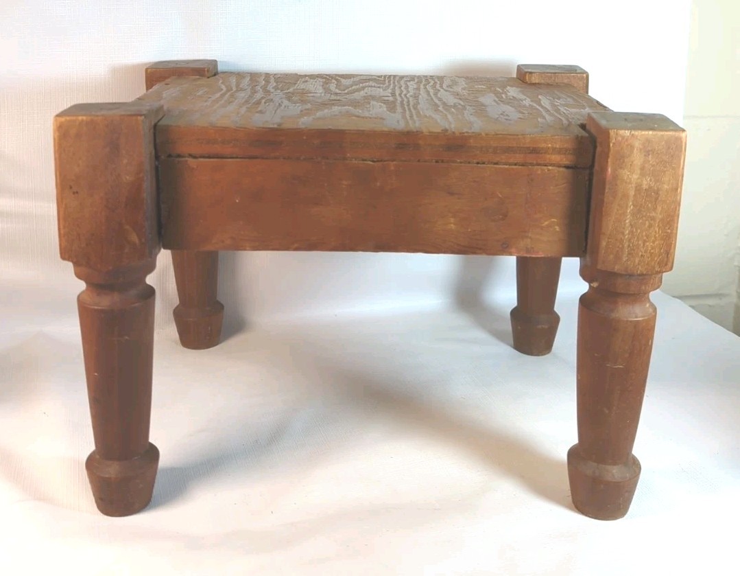 Antique Foot Stool Bench Primitive Plant Stand Turned Spindle Legs Heavy Vtg