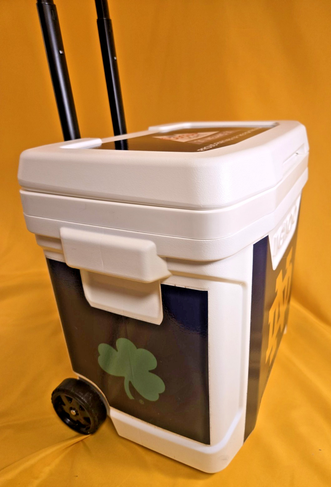 NOTRE DAME-COORS LIGHT-IGLOO PROFILE 16 ROLLER HARD-SIDED COOLER - RARE