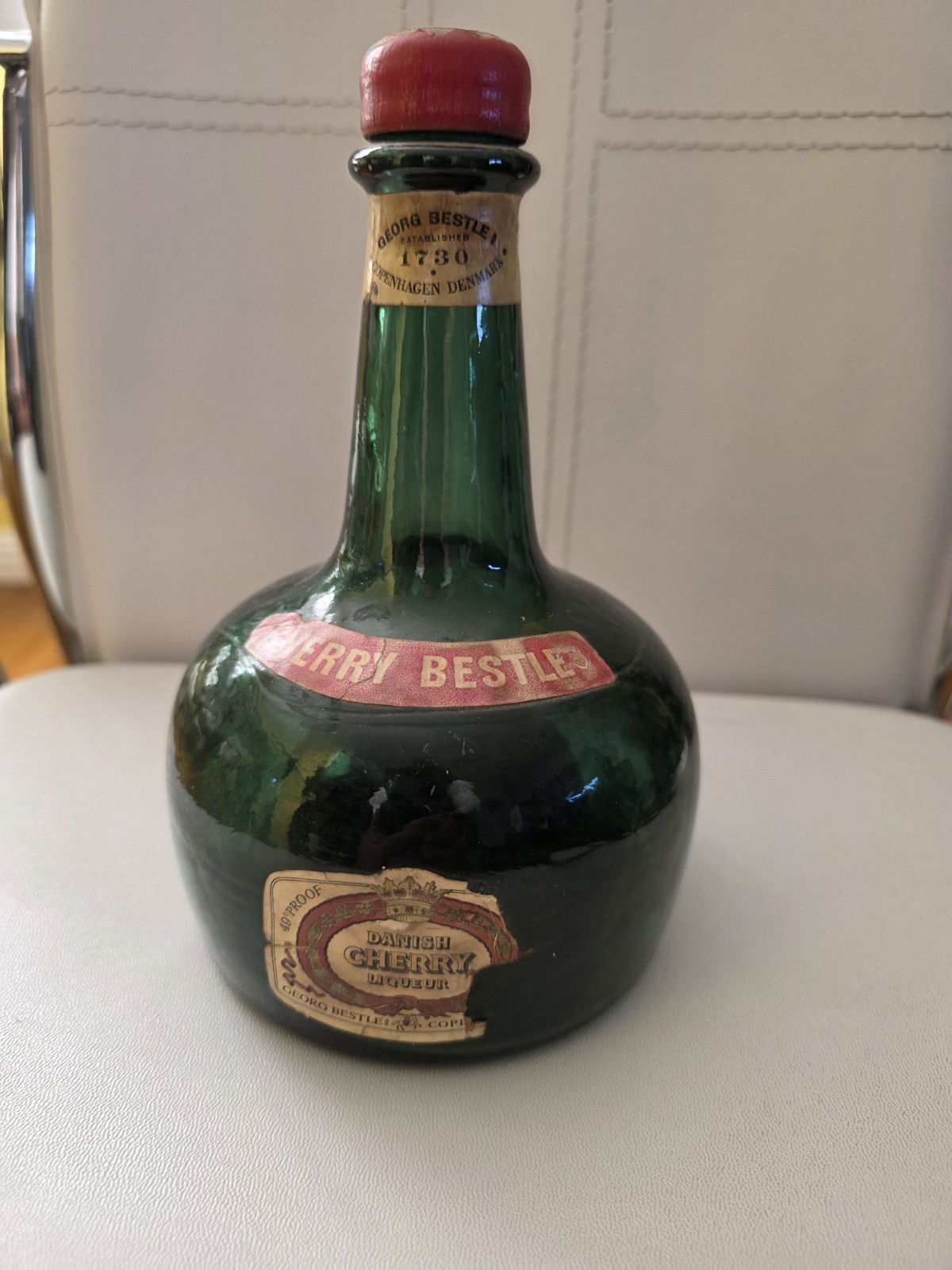 Rare Vintage Danish Cherry Liqueur Musical Bottle– Georg Bestle & Co. Copenhagen